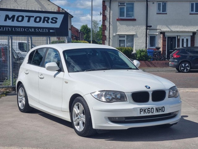 BMW 1 SERIES 2.0 118d SE Steptronic Euro 5 5dr