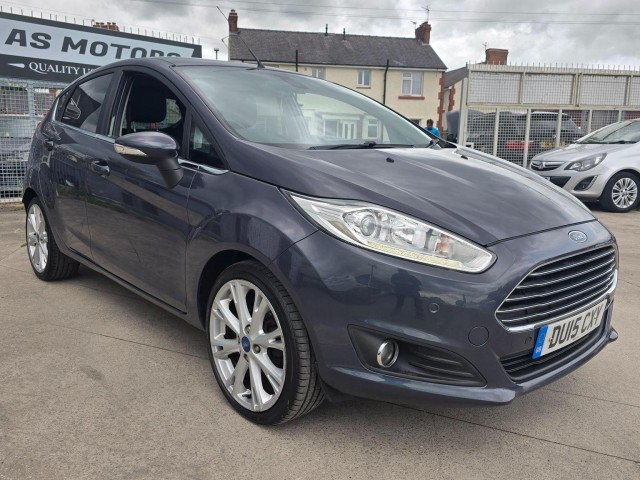 FORD FIESTA 1.0T EcoBoost Titanium Euro 6 (s/s) 5dr