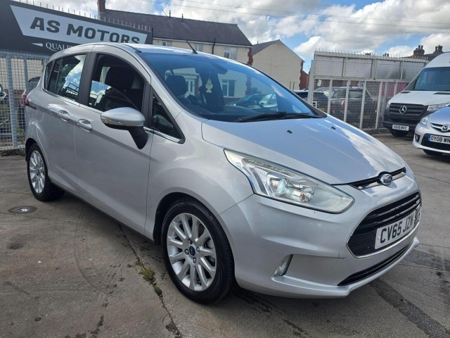 FORD B-MAX 1.0T EcoBoost Titanium Euro 5 5dr