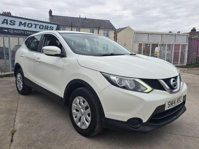 NISSAN QASHQAI 1.2 DIG-T Visia 2WD Euro 5 (s/s) 5dr