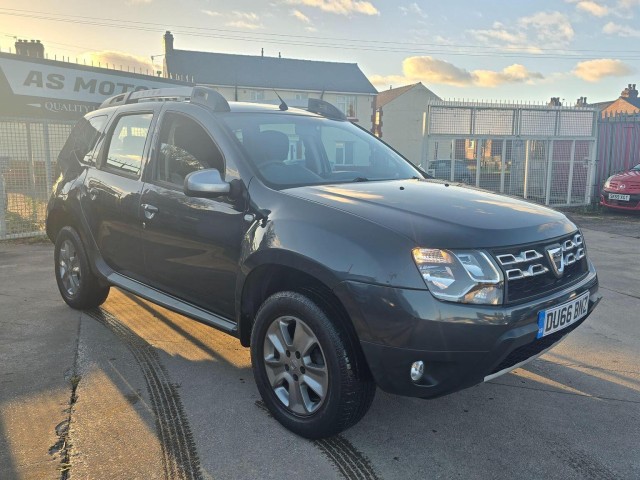 DACIA DUSTER 1.2 TCe Laureate Euro 6 (s/s) 5dr