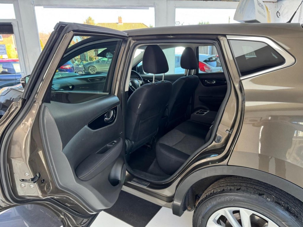 NISSAN QASHQAI