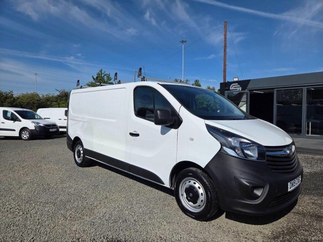 VAUXHALL VIVARO