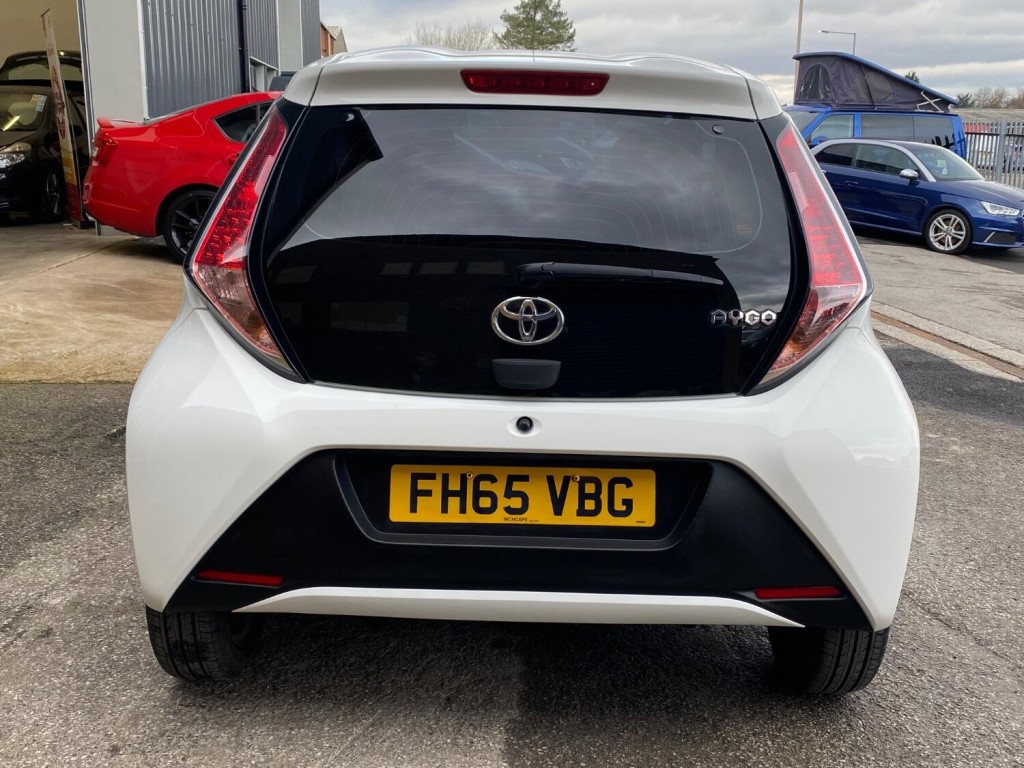 TOYOTA AYGO