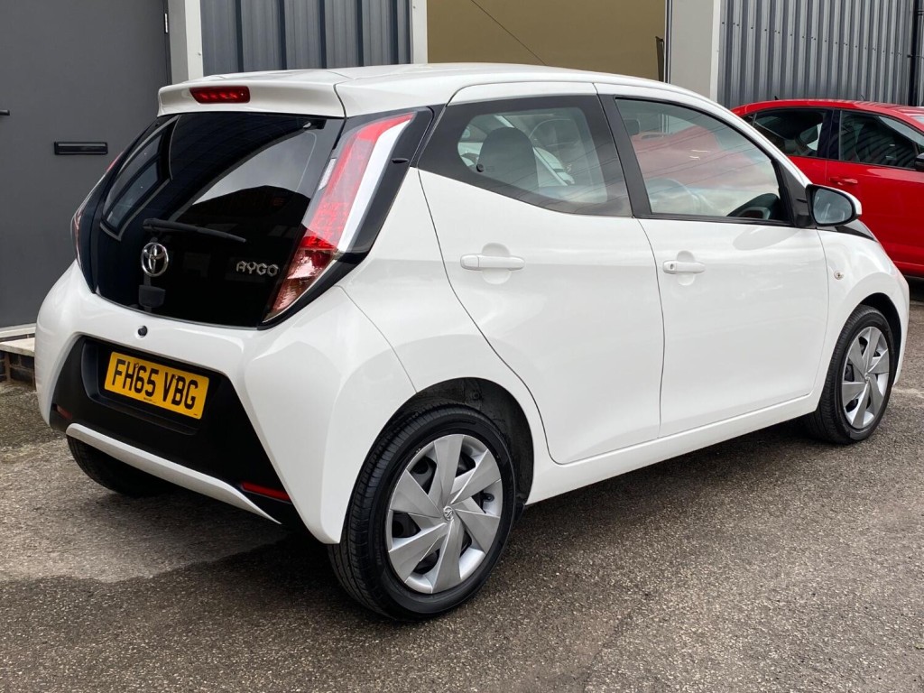 TOYOTA AYGO