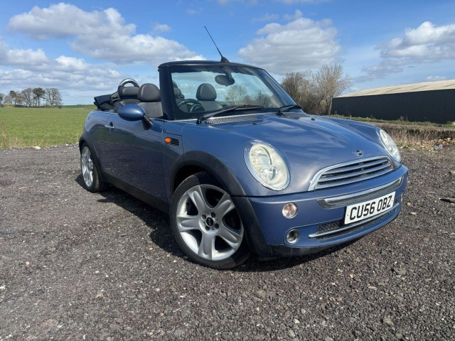 MINI CONVERTIBLE 1.6 Cooper Convertible