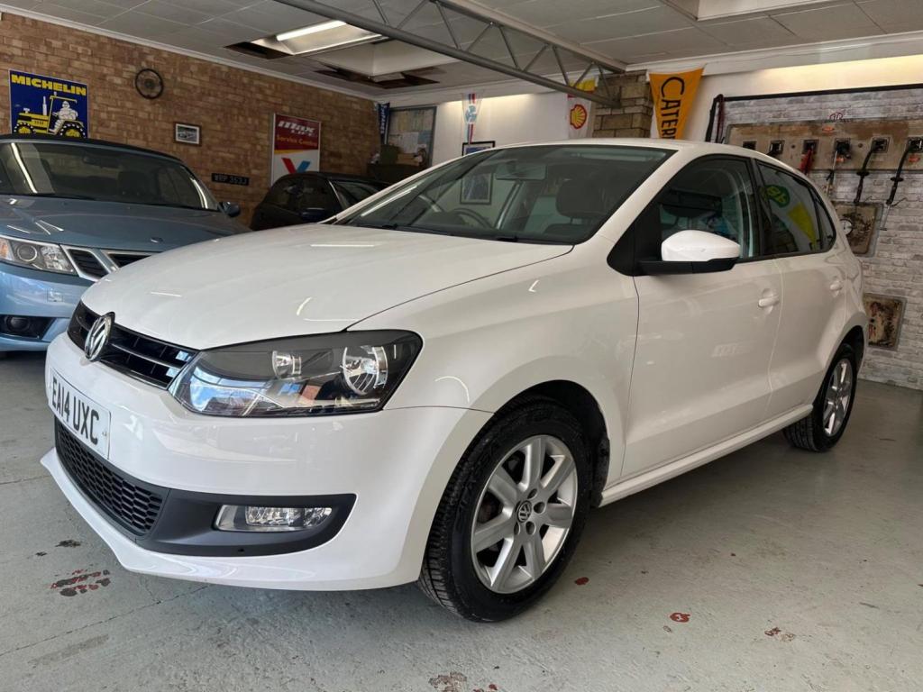VOLKSWAGEN POLO