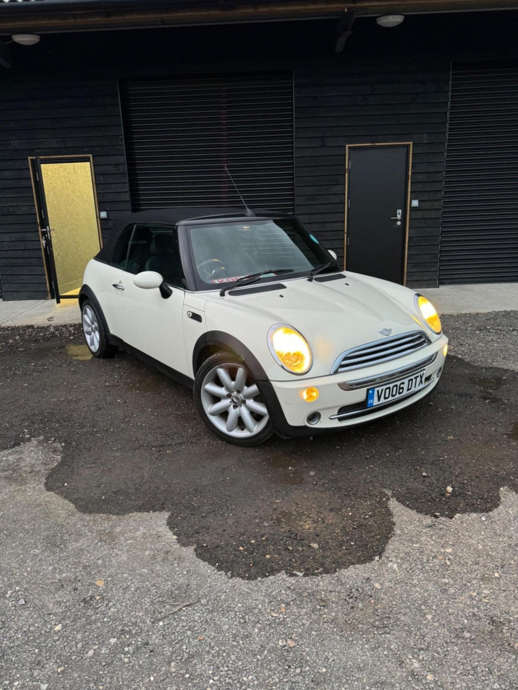 MINI CONVERTIBLE 1.6 Cooper Euro 3 2dr
