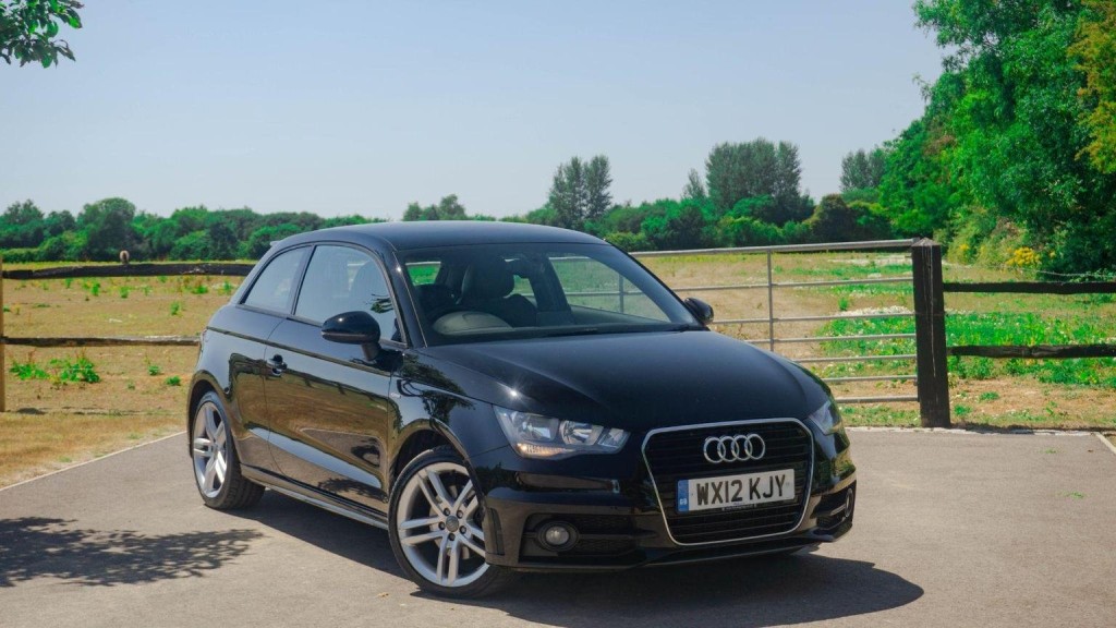 AUDI A1 1.6 TDI S line Euro 5 (s/s) 3dr