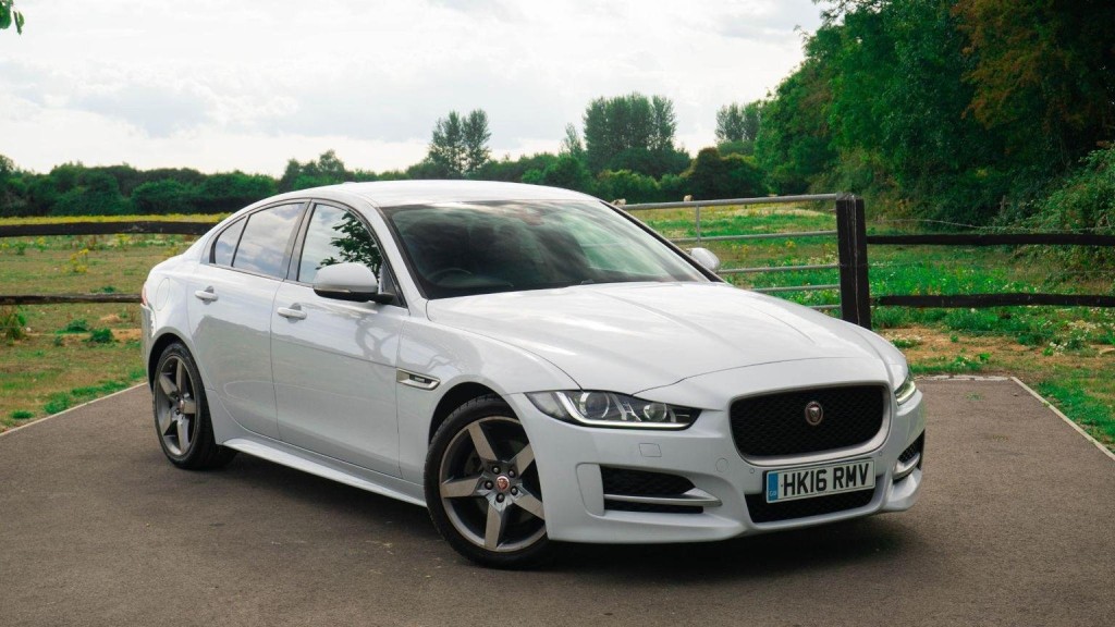 JAGUAR XE 2.0d R-Sport Auto Euro 6 (s/s) 4dr