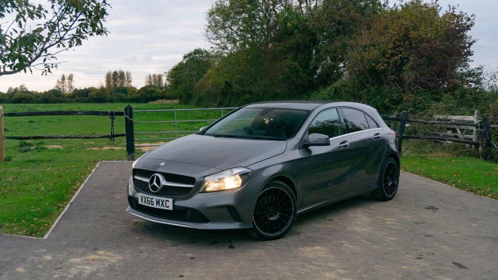 MERCEDES-BENZ A CLASS 2.1 A200d Sport 7G-DCT Euro 6 (s/s) 5dr