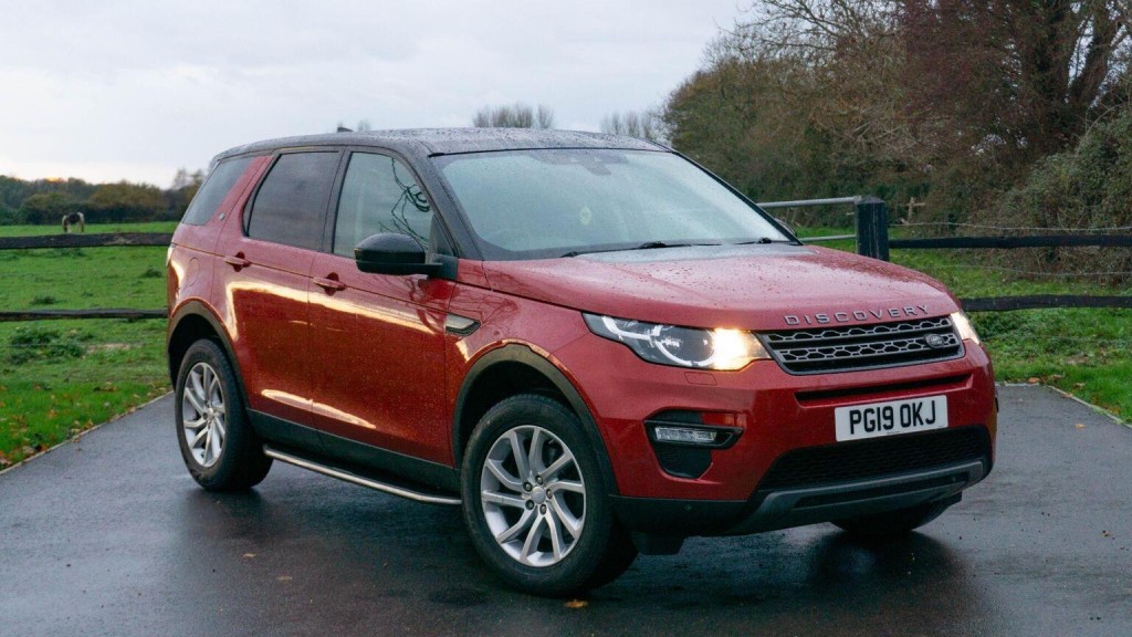 LAND ROVER DISCOVERY SPORT 2.0 TD4 SE Tech Auto 4WD Euro 6 (s/s) 5dr