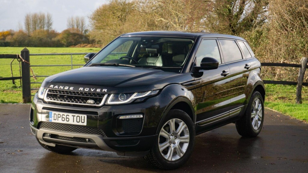 LAND ROVER RANGE ROVER EVOQUE 2.0 eD4 SE Tech FWD Euro 6 (s/s) 5dr