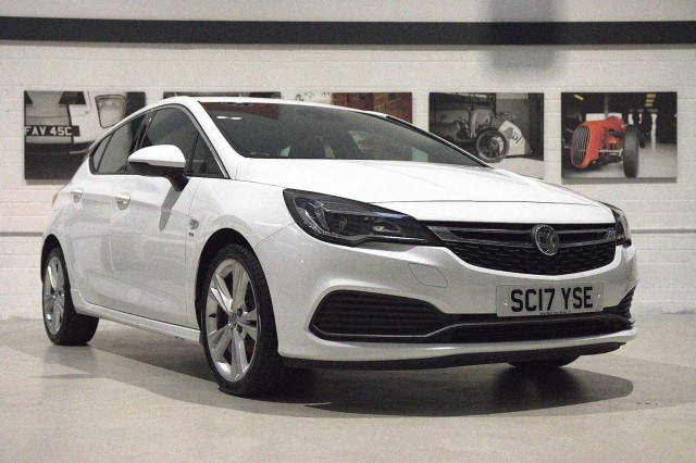 VAUXHALL ASTRA