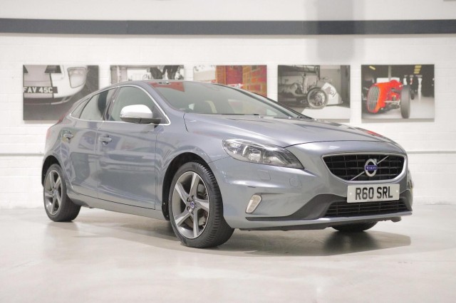 VOLVO V40