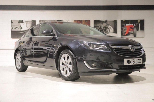 VAUXHALL INSIGNIA