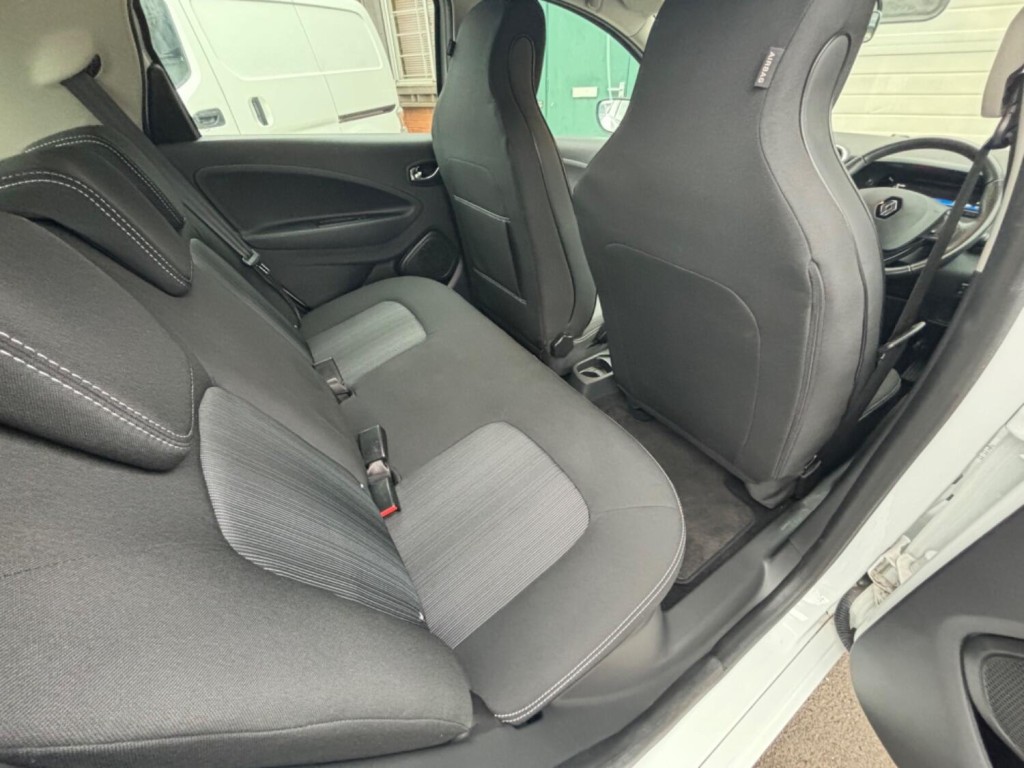 RENAULT ZOE