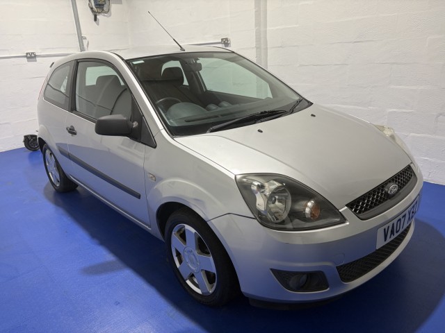 FORD FIESTA 1.25 Zetec Climate