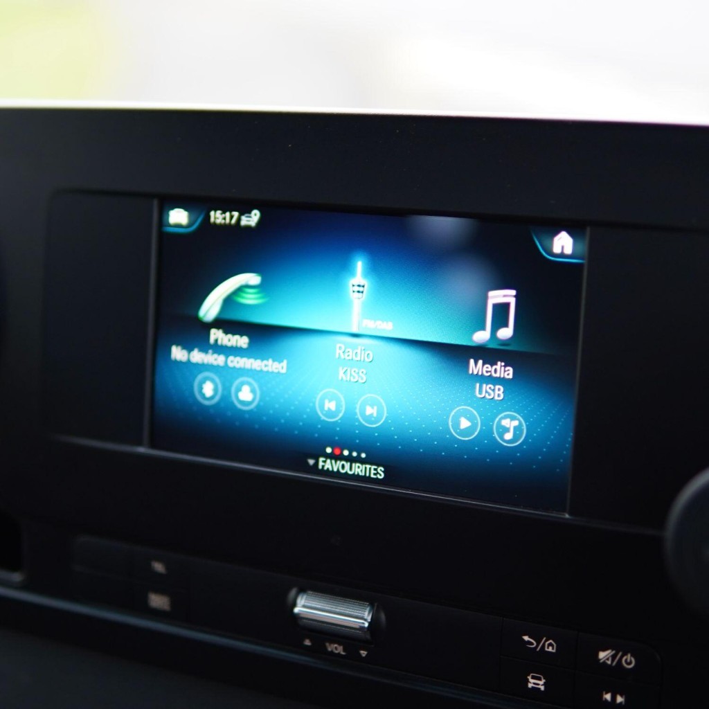 MERCEDES-BENZ SPRINTER