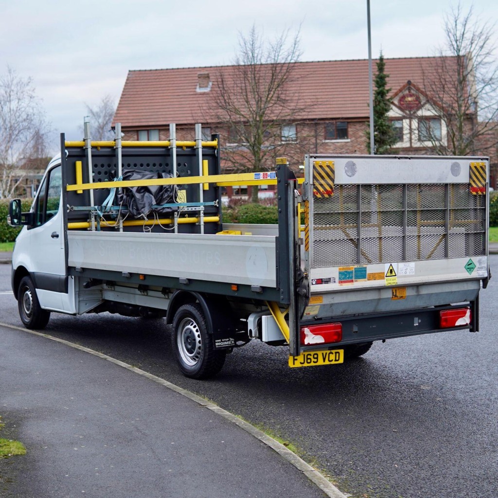 MERCEDES-BENZ SPRINTER