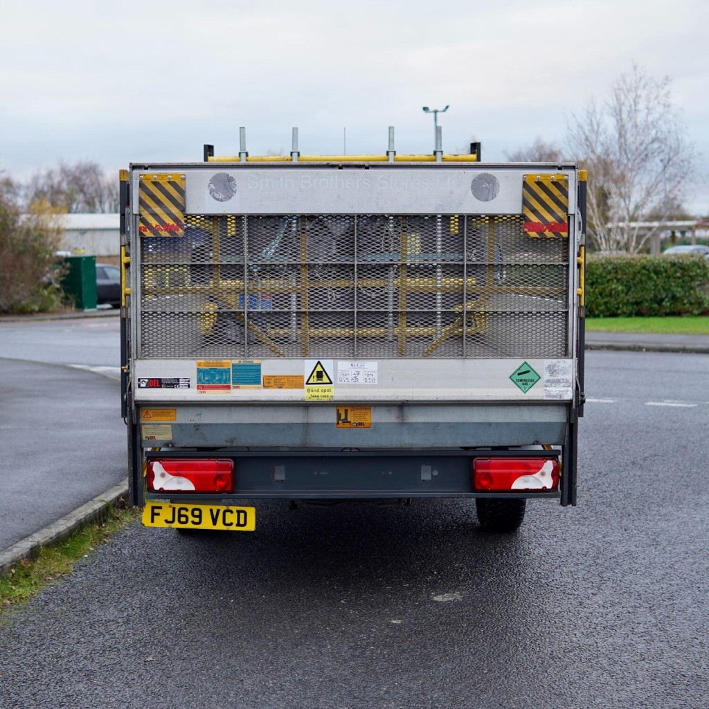 MERCEDES-BENZ SPRINTER