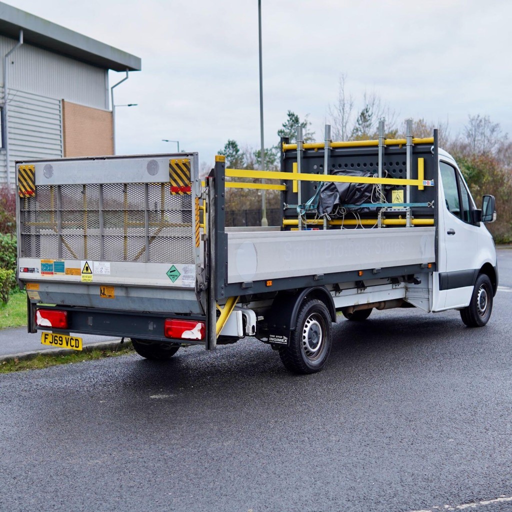 MERCEDES-BENZ SPRINTER