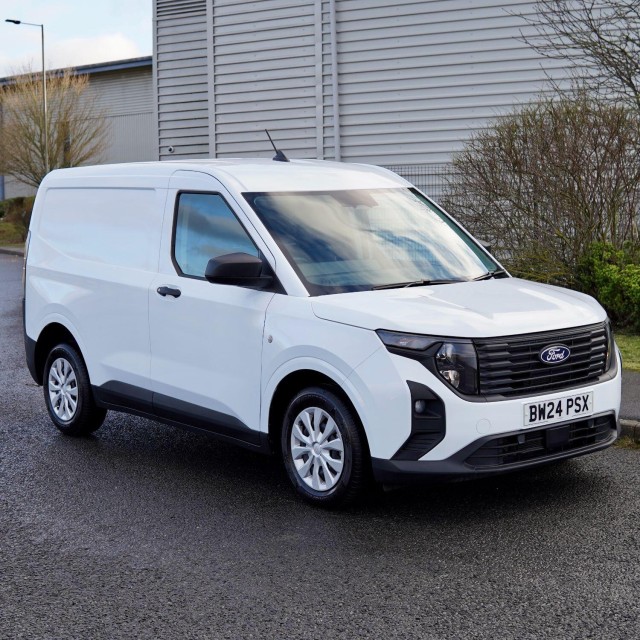 FORD TRANSIT COURIER 1.5 Transit Courier Trend Van 1.5L EcoBlue 100PS FWD 6 Speed Manual