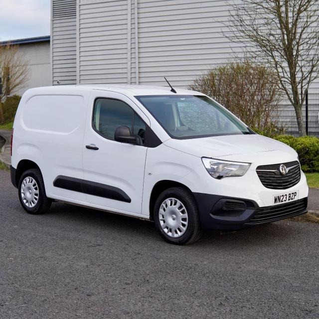 VAUXHALL COMBO 1.5 Turbo D 2300 Prime