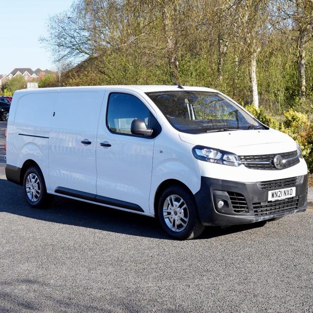 VAUXHALL VIVARO 2.0 Turbo D 3100 Dynamic