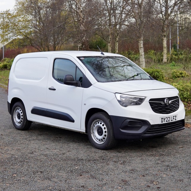 VAUXHALL COMBO 2300 50kWh Dynamic