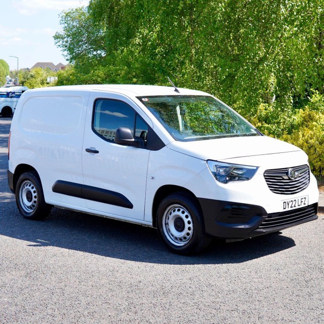 VAUXHALL COMBO 2300 50kWh Dynamic