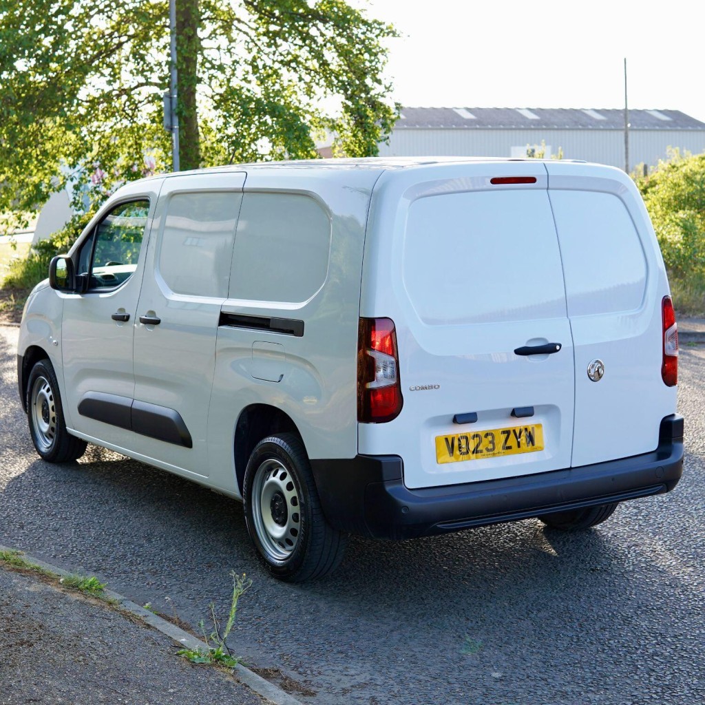VAUXHALL COMBO