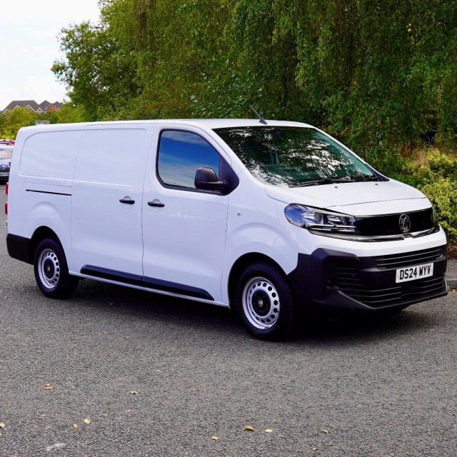 VAUXHALL VIVARO 2.0 Turbo D Prime