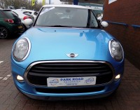 MINI HATCH