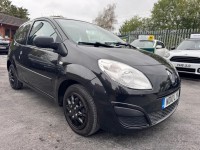 RENAULT TWINGO