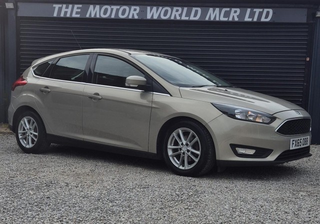 FORD FOCUS 1.0 T EcoBoost Zetec