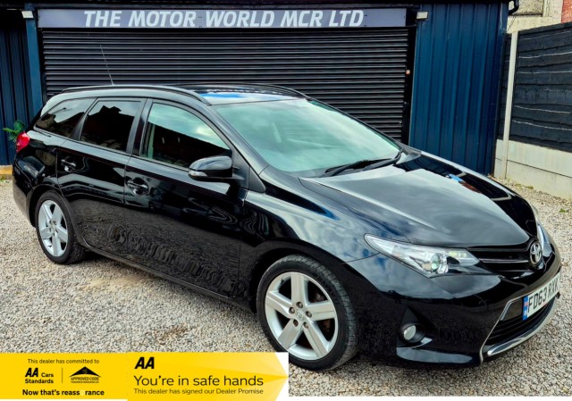 TOYOTA AURIS 1.6 V-Matic Sport