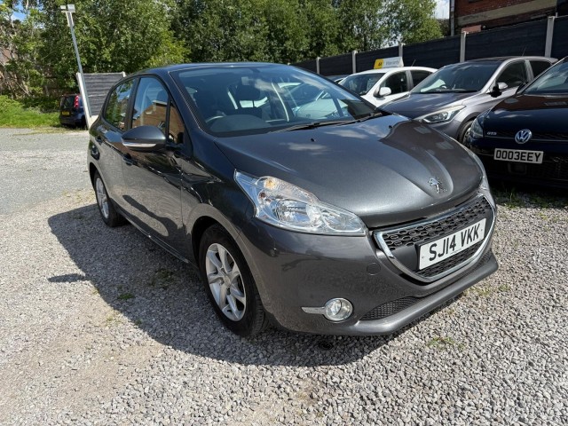 PEUGEOT 208 1.2 VTi Active