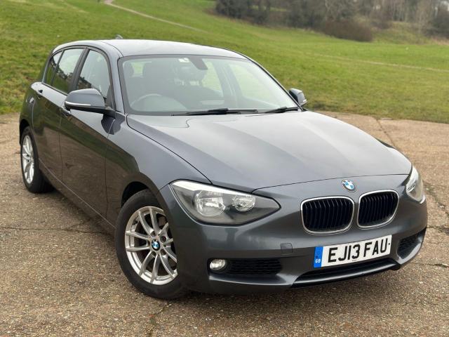 BMW 1 SERIES 2.0 120d SE 5-door