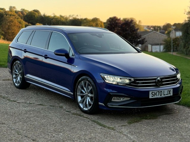 VOLKSWAGEN PASSAT 1.5 TSI EVO R-Line