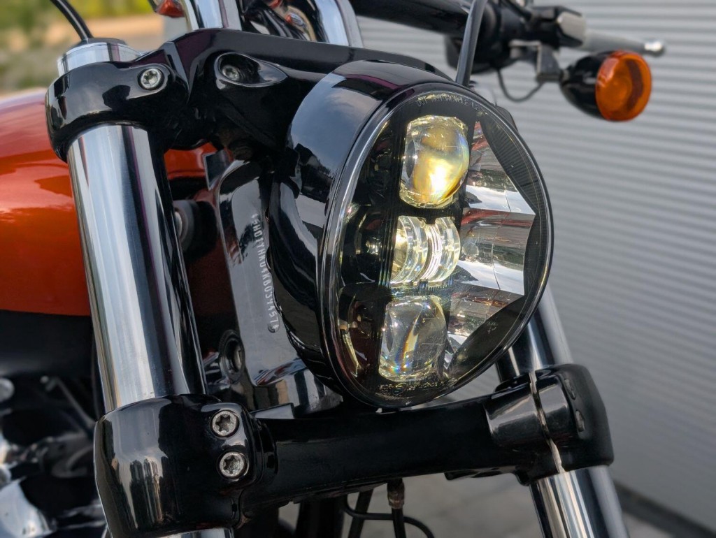 HARLEY-DAVIDSON Softail