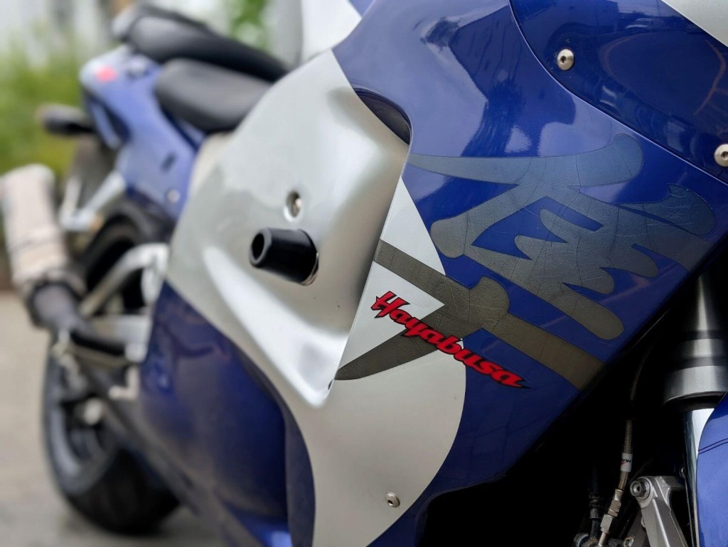 SUZUKI GSX1300R Hayabusa