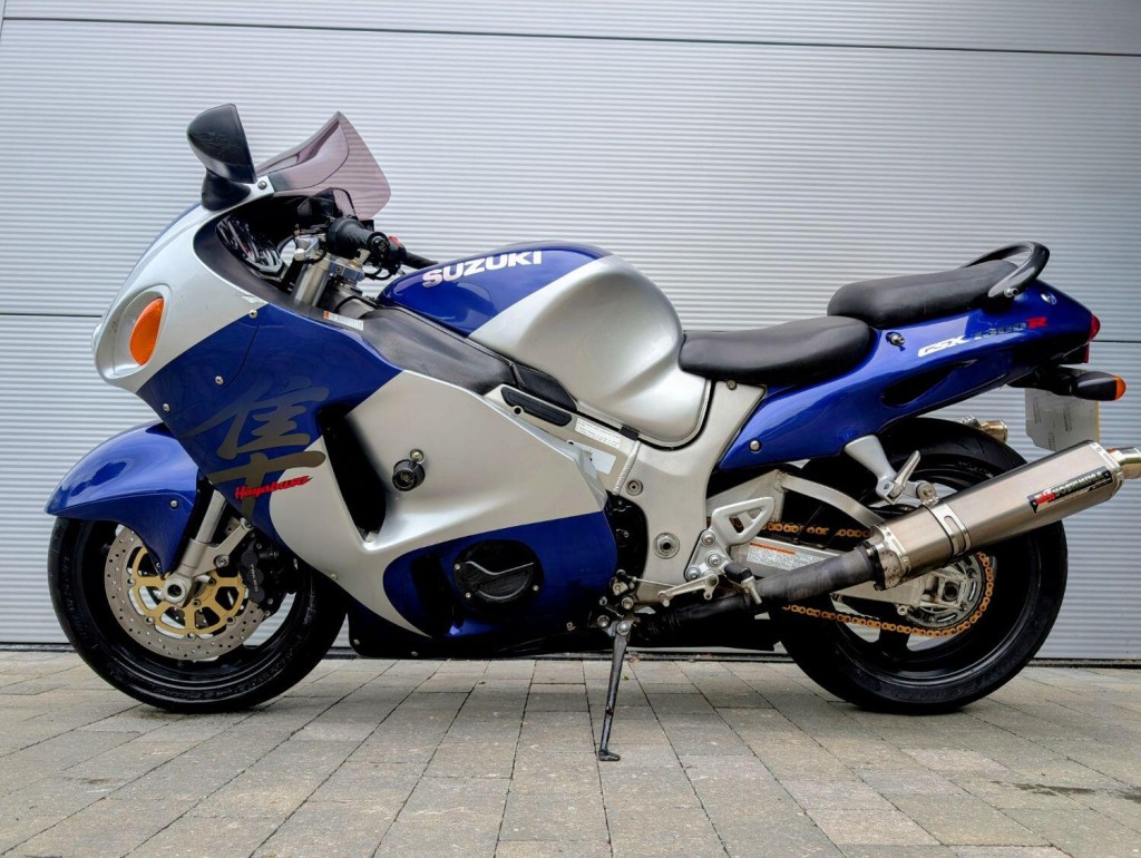 SUZUKI GSX1300R Hayabusa