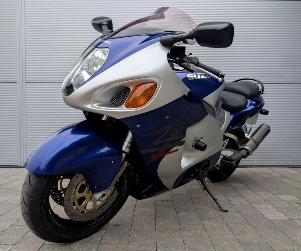 SUZUKI GSX1300R Hayabusa