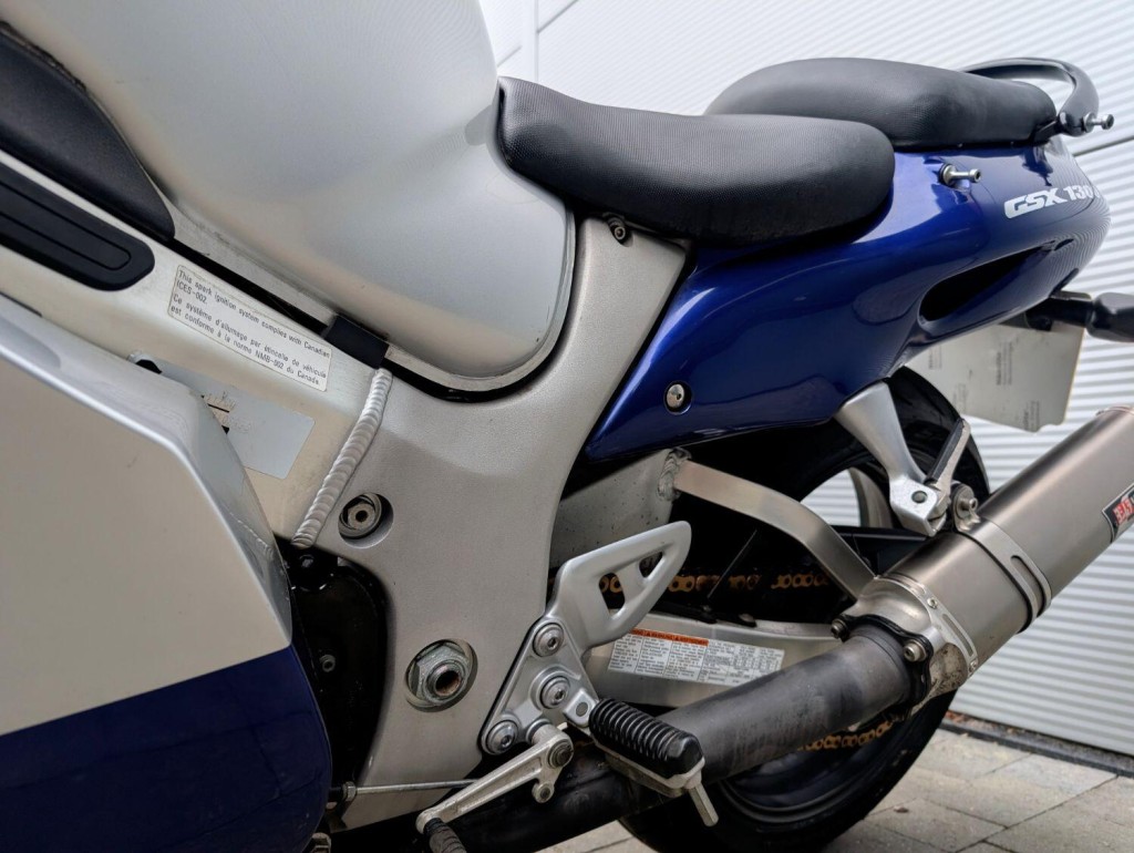 SUZUKI GSX1300R Hayabusa