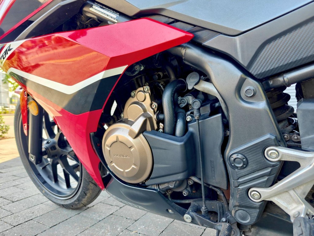 HONDA CBR500R