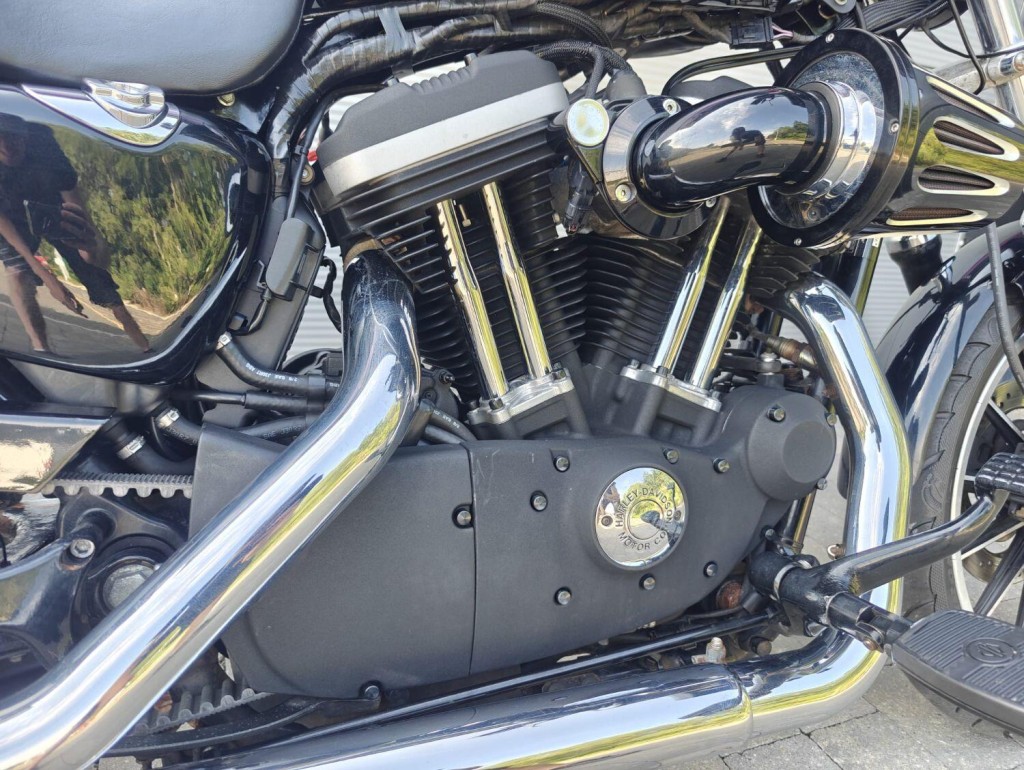 HARLEY-DAVIDSON Sportster