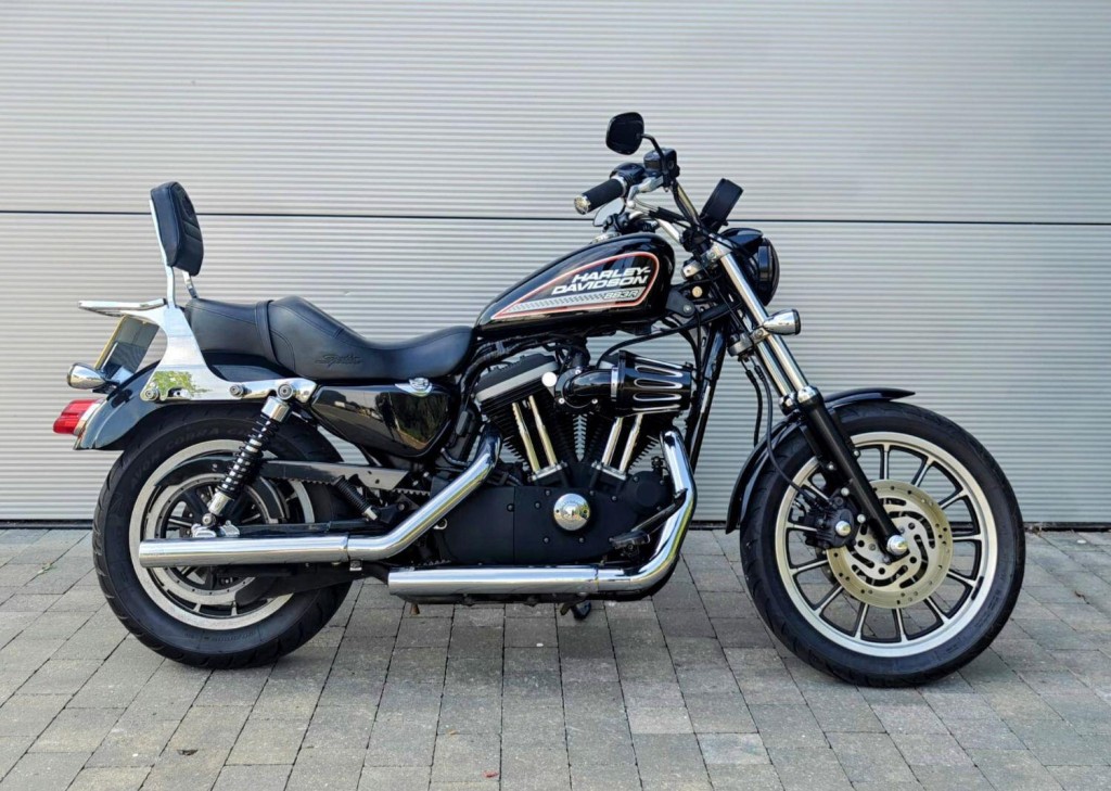 HARLEY-DAVIDSON Sportster