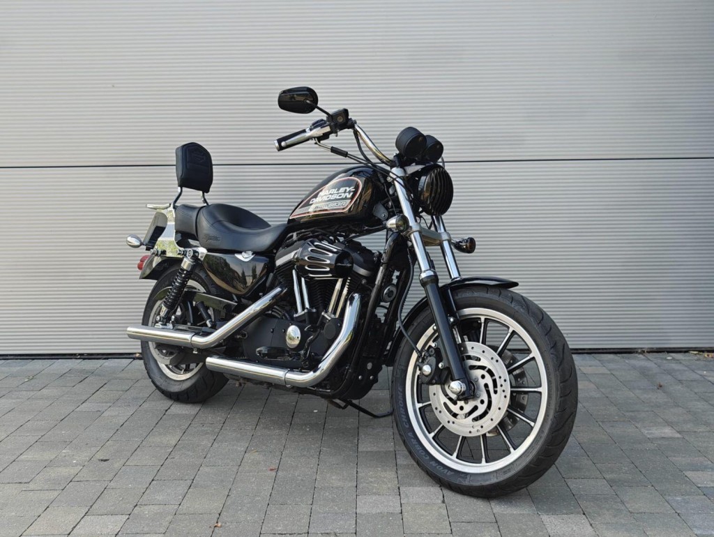 HARLEY-DAVIDSON Sportster