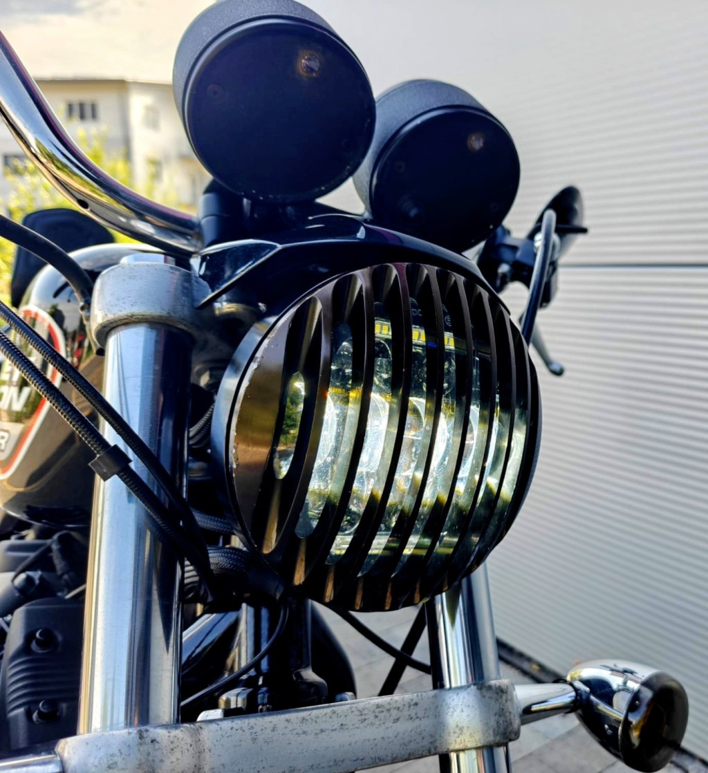 HARLEY-DAVIDSON Sportster